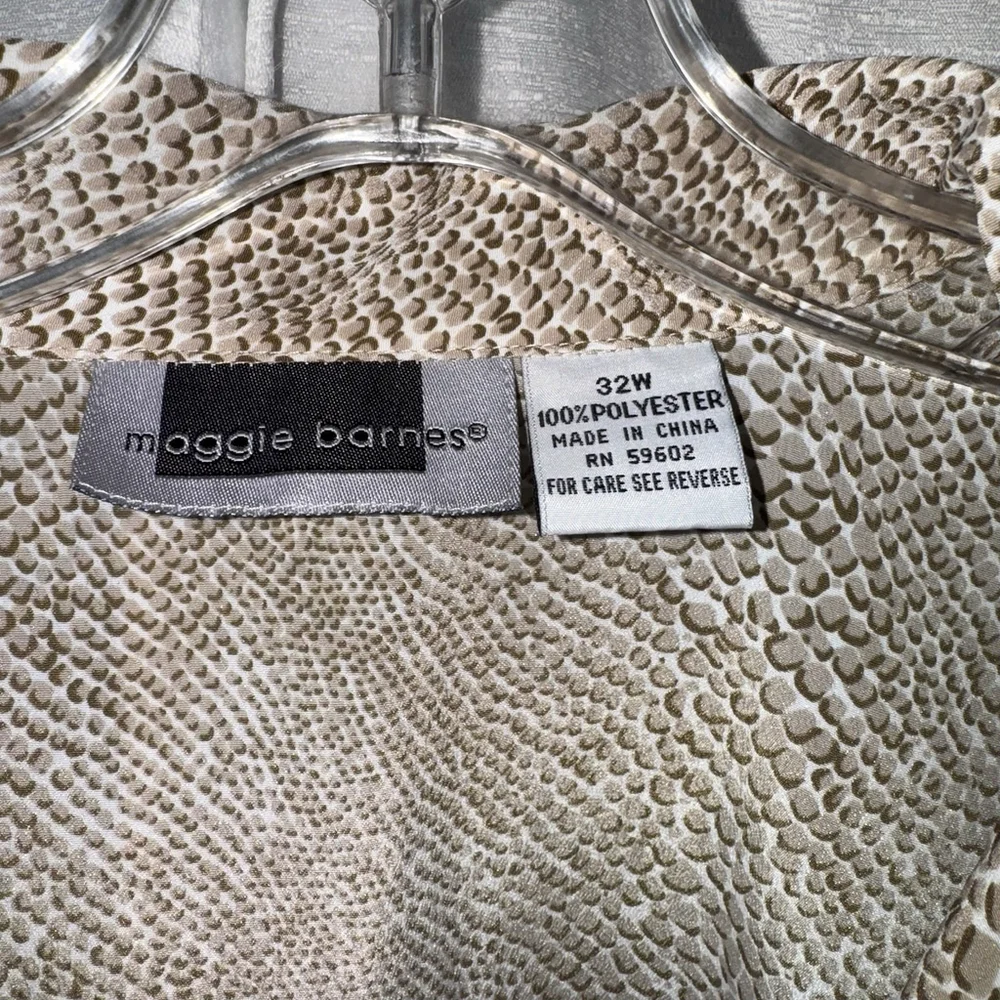 Maggie Barnes Buttoned Down Tunic Top Animal Print Size 32W Casual Brown/White - Picture 3 of 9